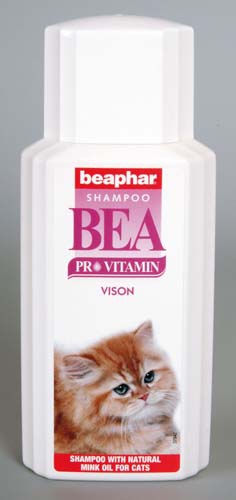 Шампунь Beaphar Bea Pro Vitamin Vision с норковым маслом для длинношерстных кошек (200 мл)