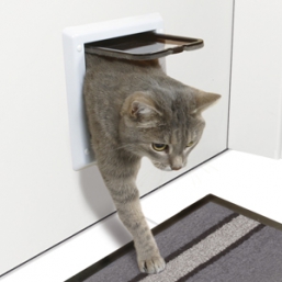 Дверь Trixie для кошки 2-функции серая (16,5х17,4см)